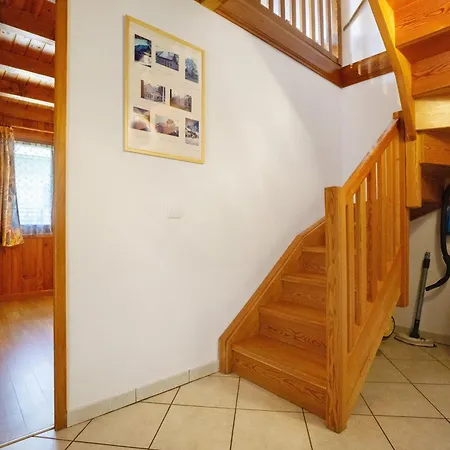 La Grange Villard بيت للعطل *