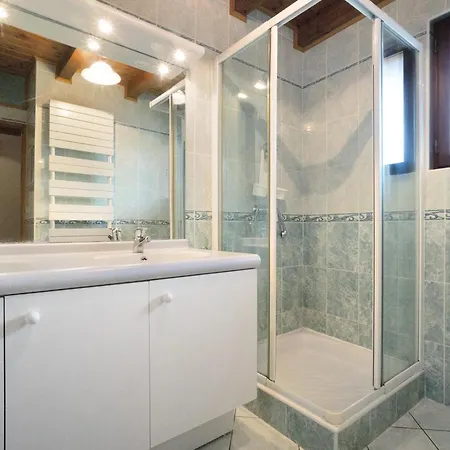 La Grange Villard بيت للعطل *